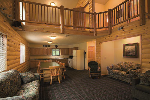 Mcquoid'S Inn And Event Center Isle Zewnętrze zdjęcie